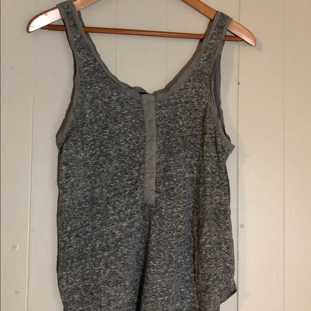 A&F gray scoop neck tank